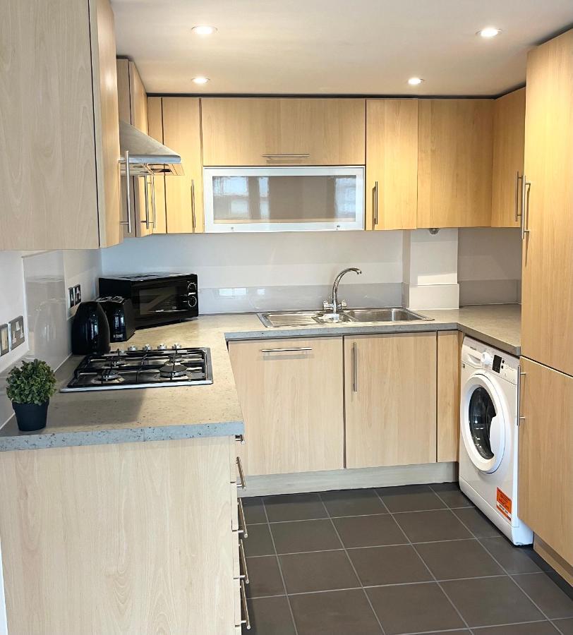 Beautiful Riverview Apartment Chelmsford Extérieur photo